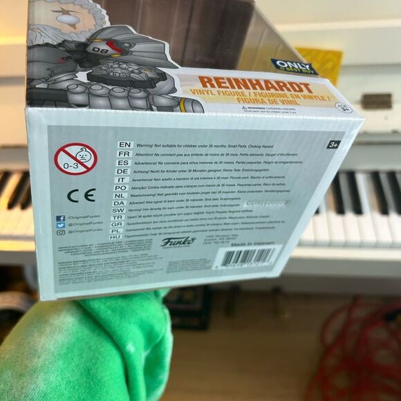 Funko Pop 8" Overwatch 184 Reinhardt Vinyl Figure in Black and Gray - Picture 7 of 13